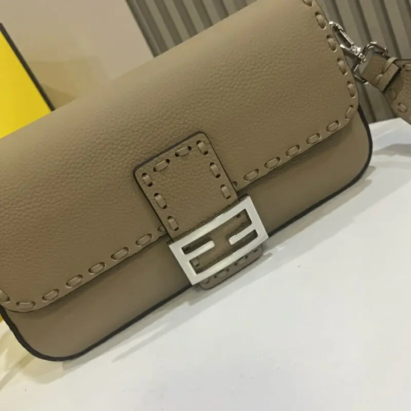 fendi aaa qualite mini sac a main pour femme s_12330432